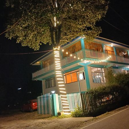 The Hood Hotel Bir  Ngoại thất bức ảnh